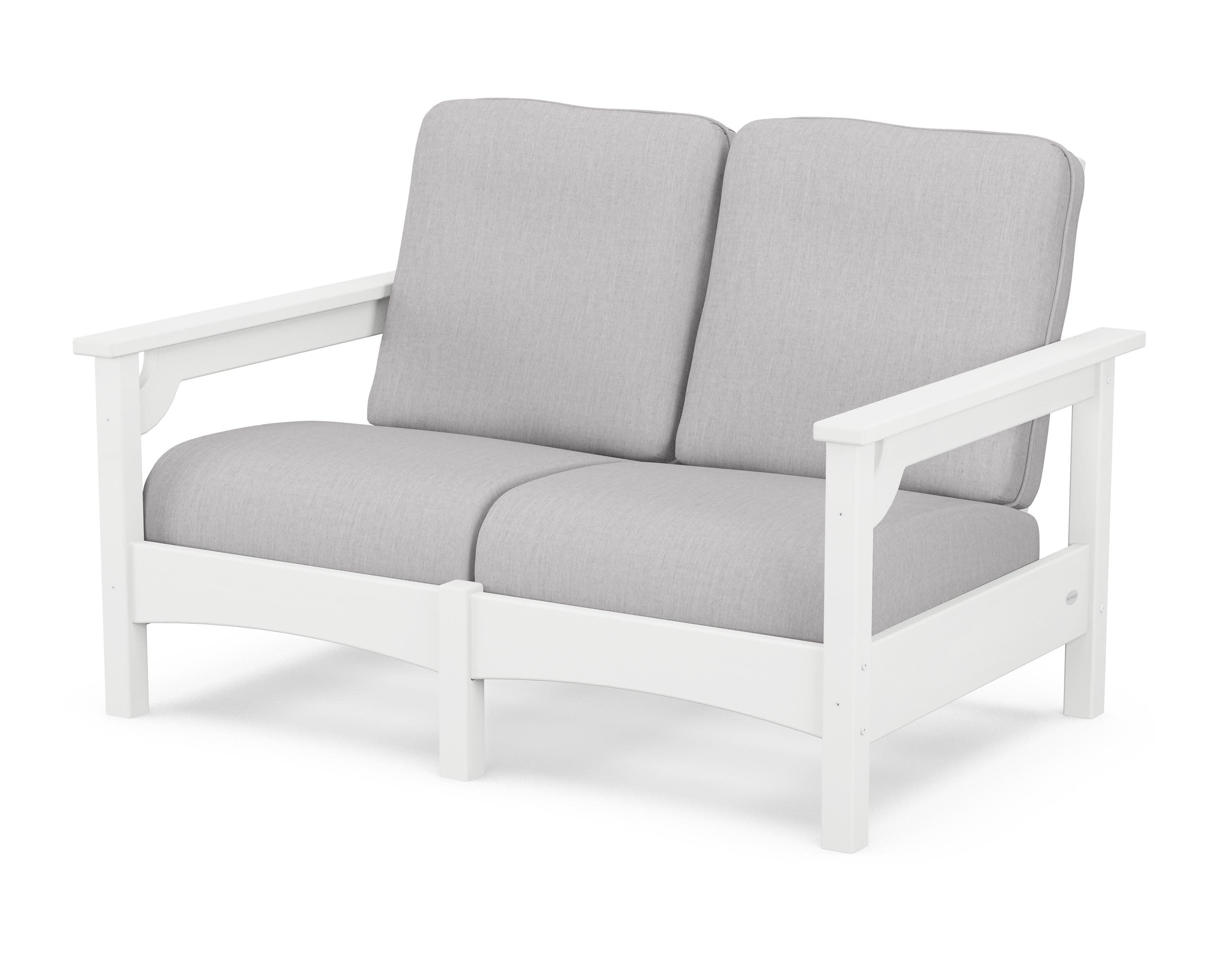 Club Loveseat in White / Granite