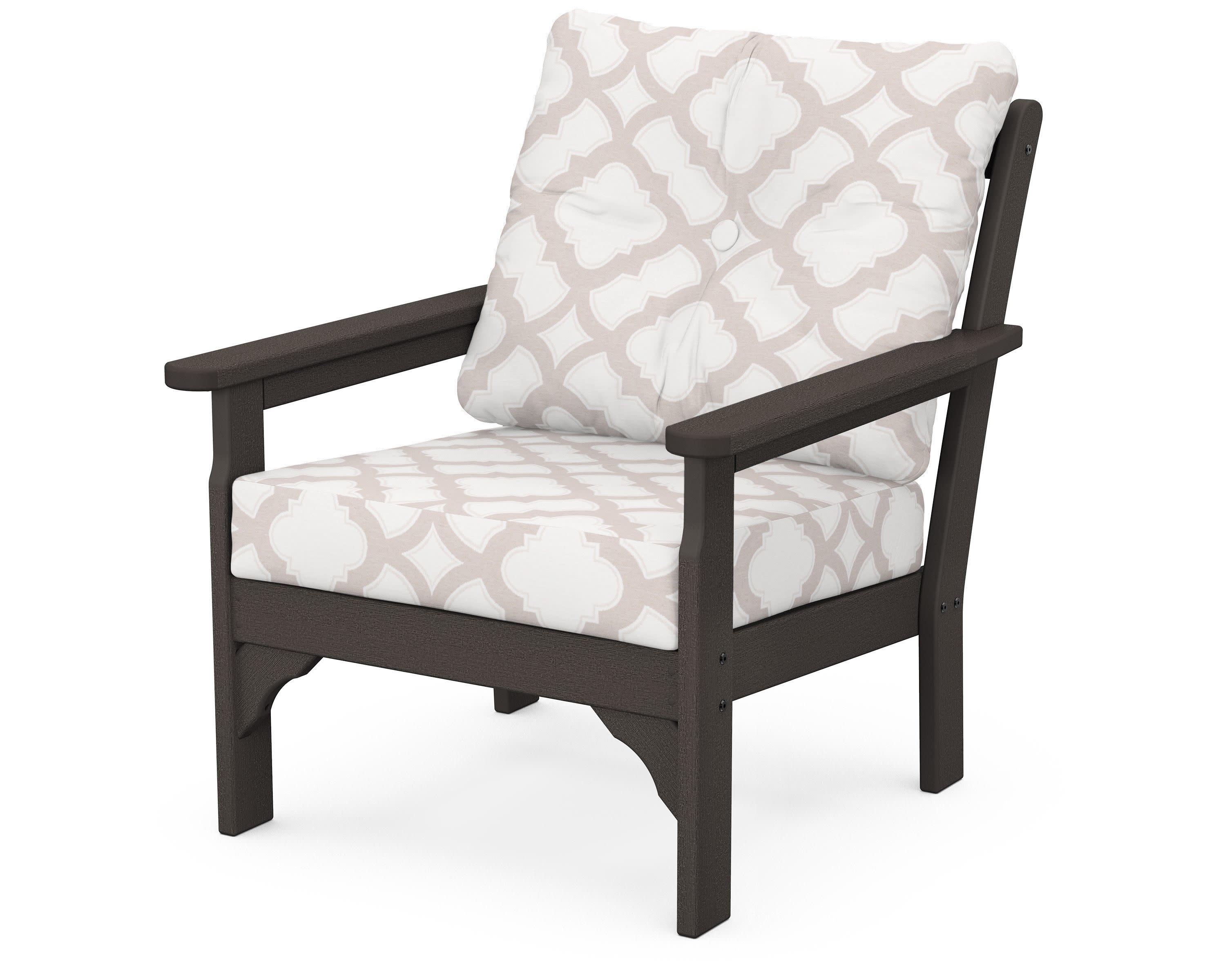 Vineyard Deep Seating Chair in Vintage Coffee / Trellis Dune Burlap