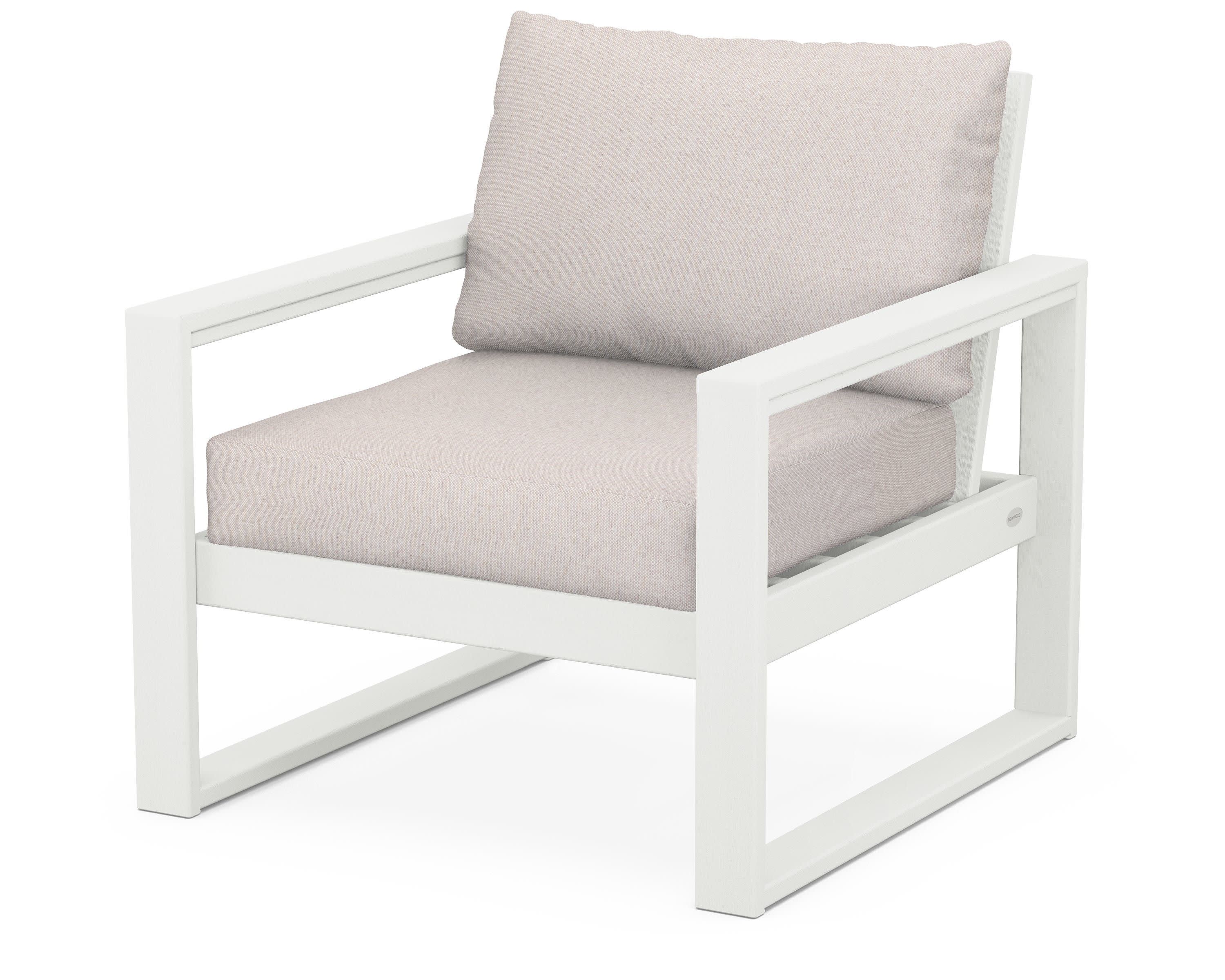 EDGE Club Chair in Vintage White / Dune Burlap
