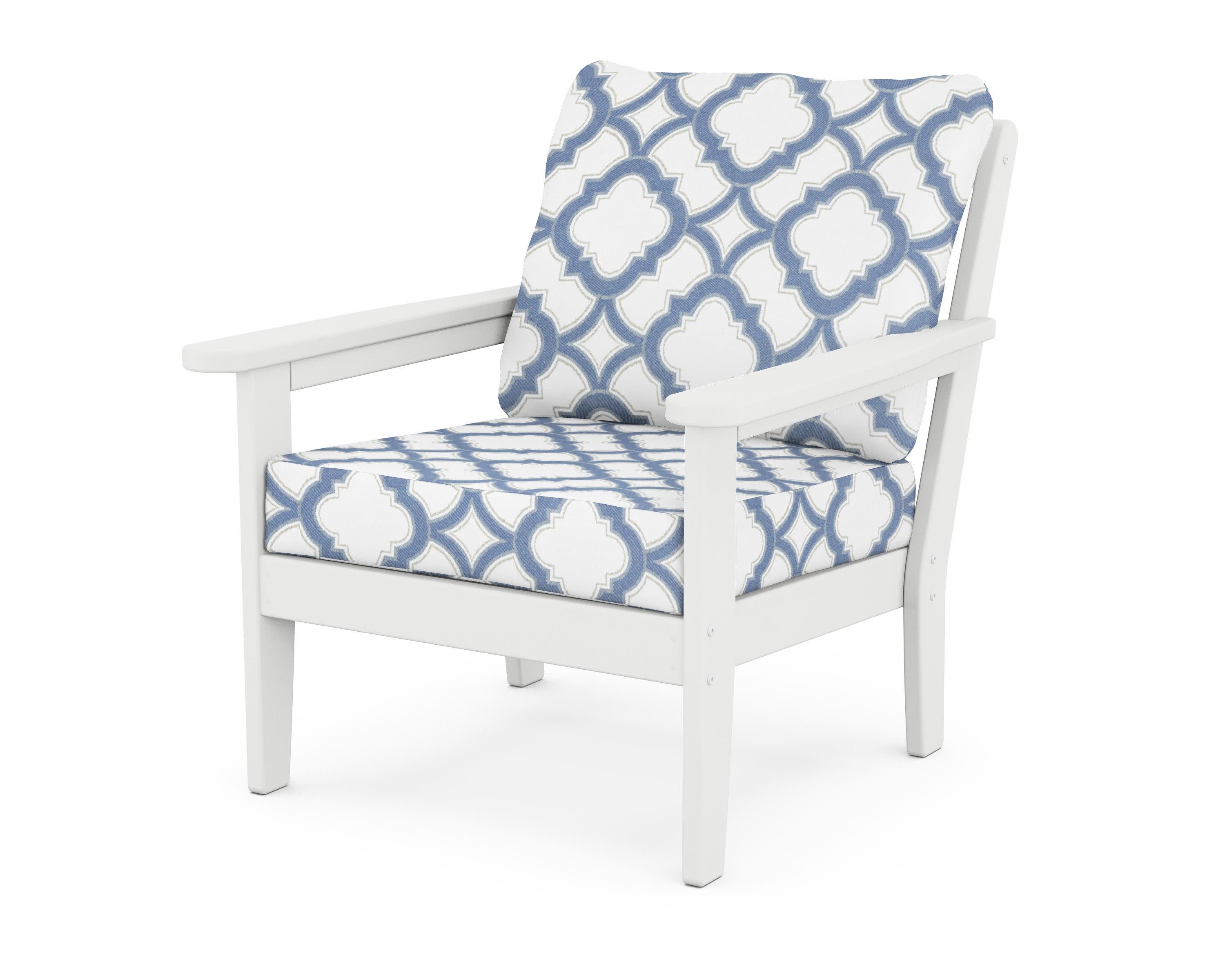 Cottage Deep Seating Chair in White / Trellis Sky Blue