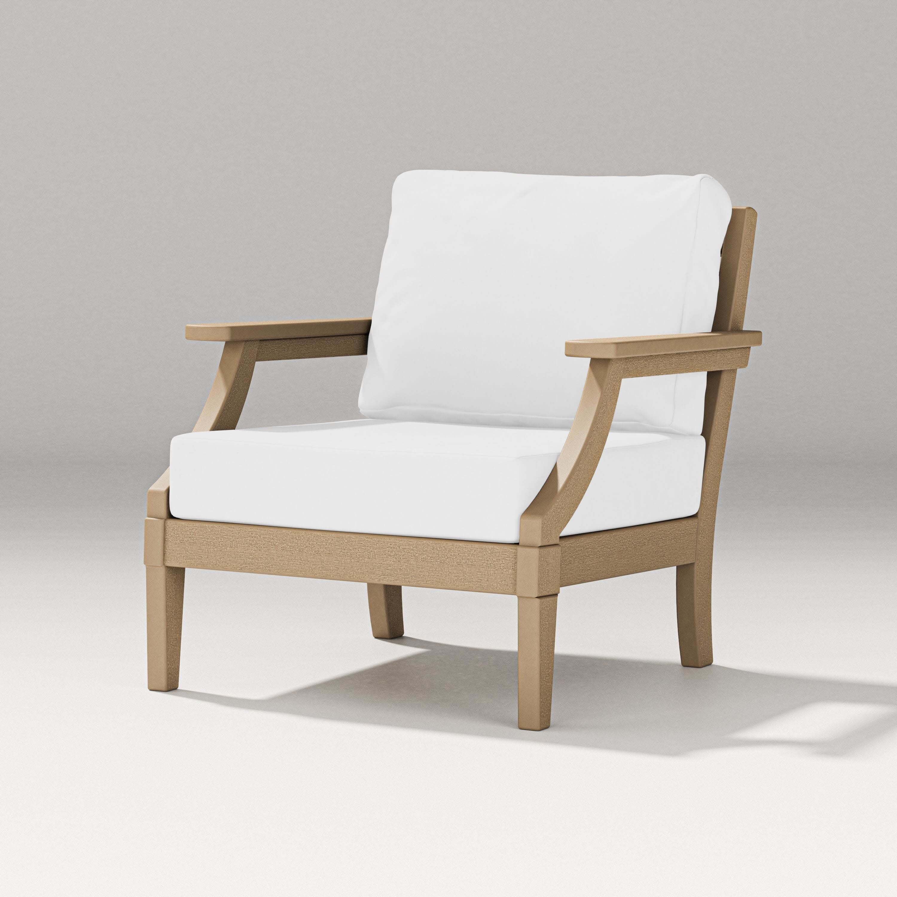Estate Lounge Chair in Vintage Sahara / Natural