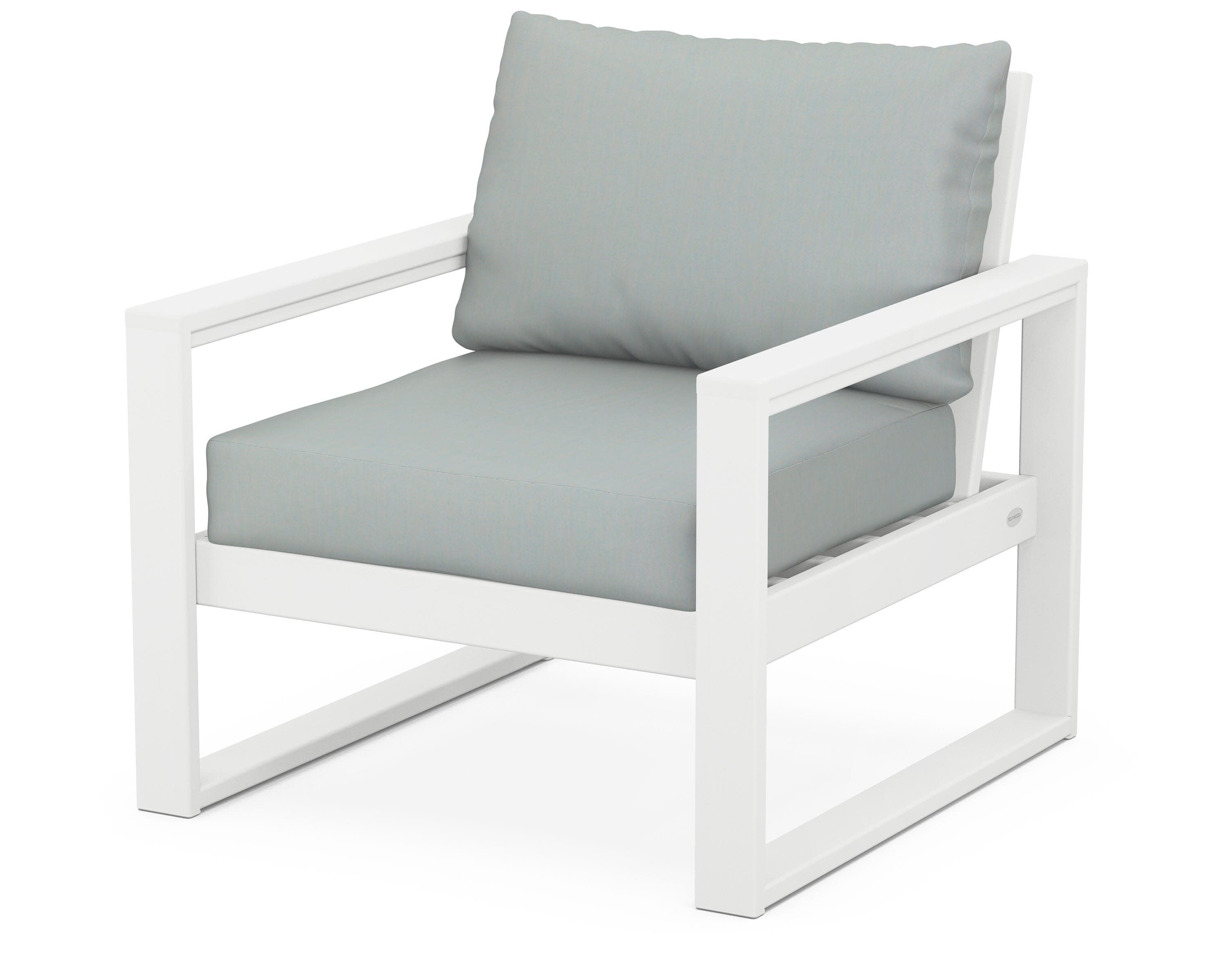 EDGE Club Chair in White / Spa
