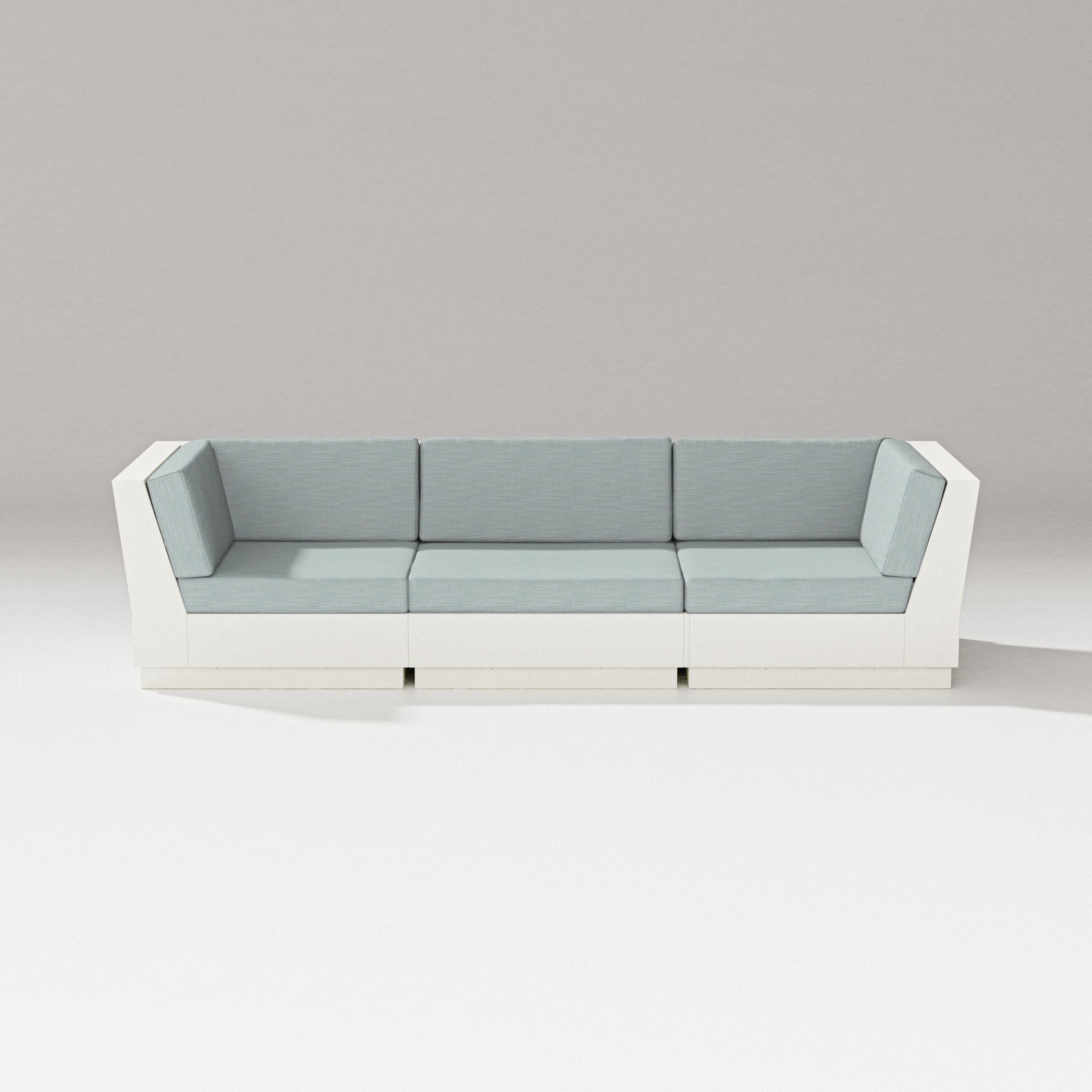 Elevate Sofa Sectional in Vintage White / Soothe Mist