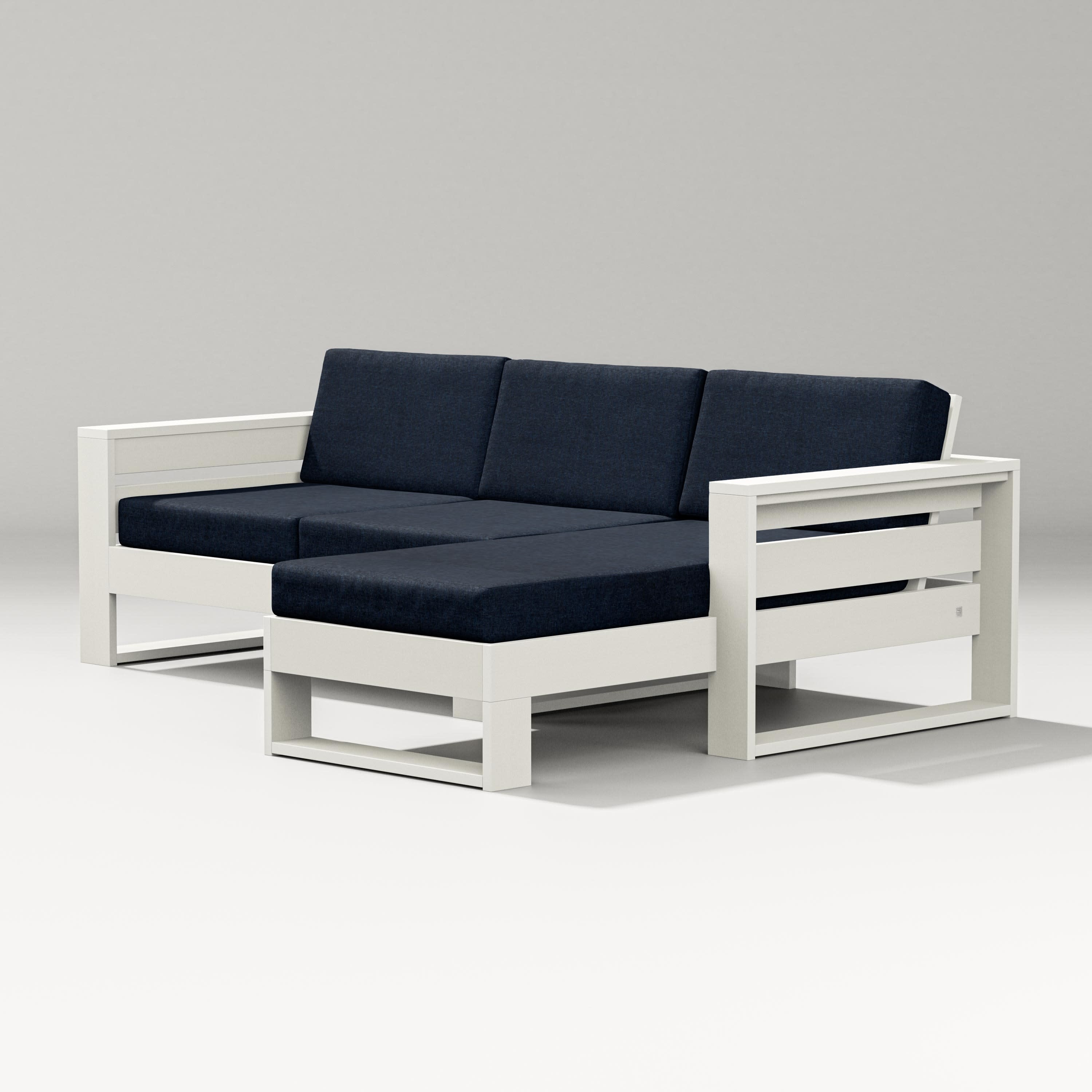 Latitude Right Chaise Sectional in Vintage White / Marine Indigo