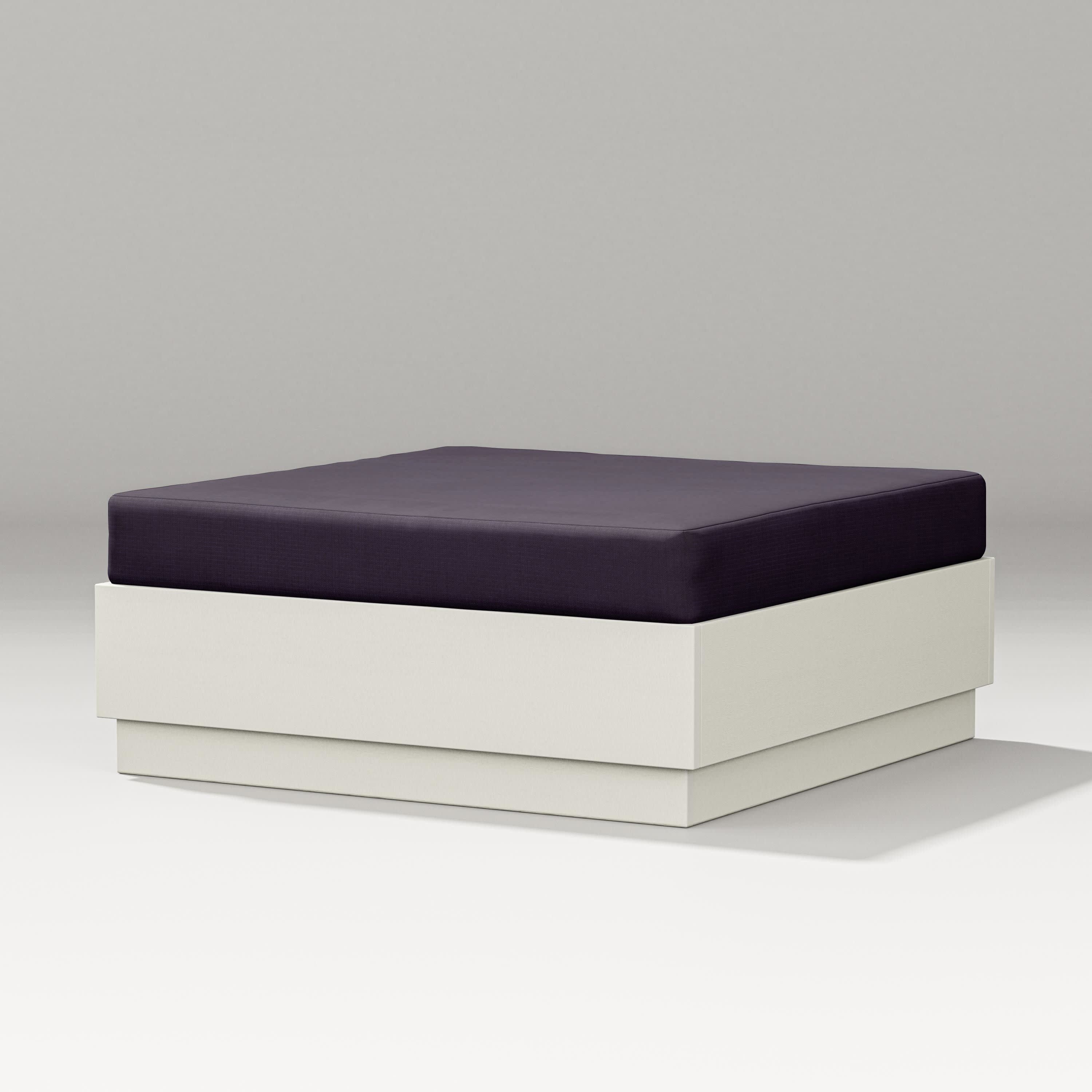 Elevate Lounge Ottoman in Vintage White / Navy Linen