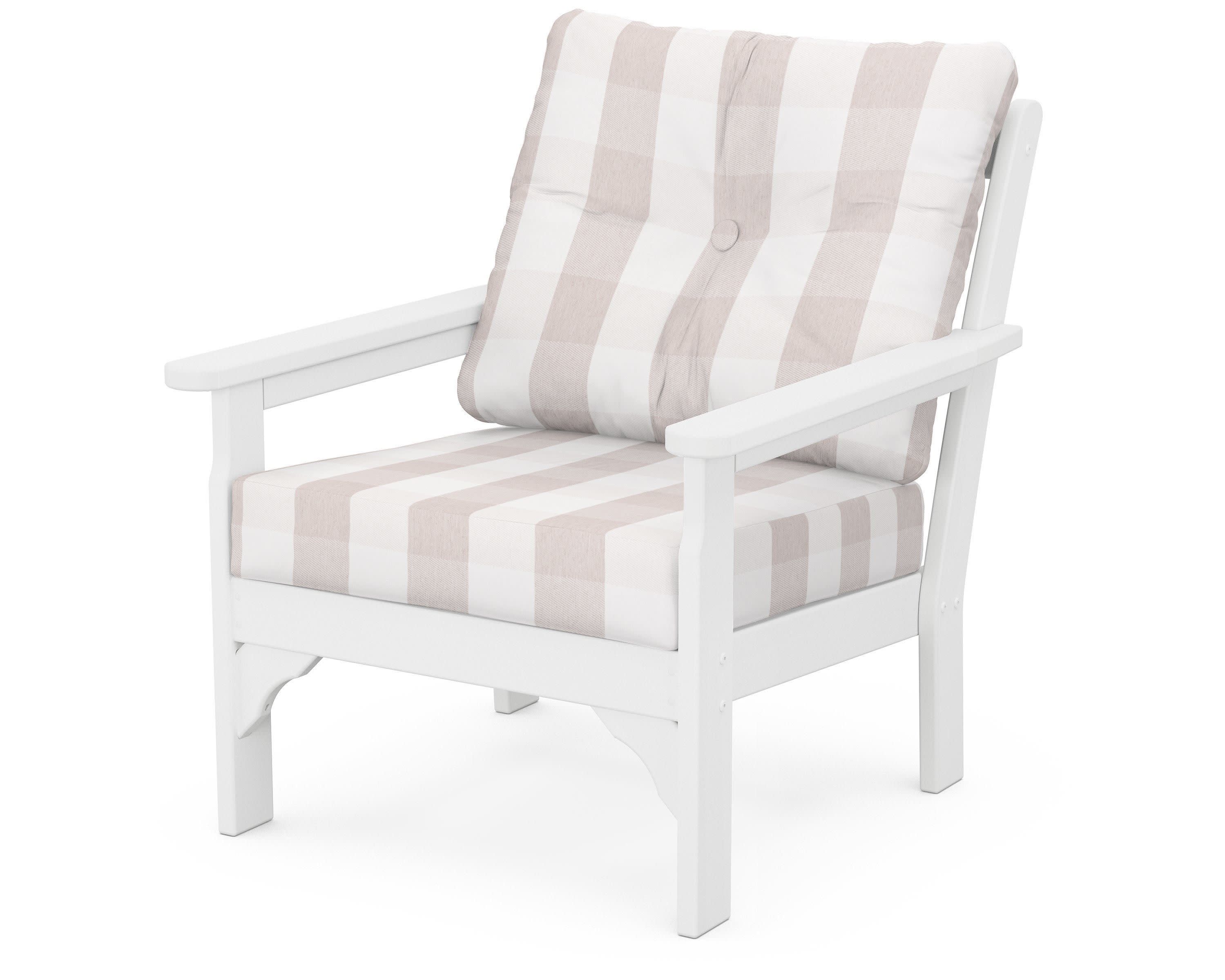 Vineyard Deep Seating Chair in White / Buffalo Plaid Dune Burlap
