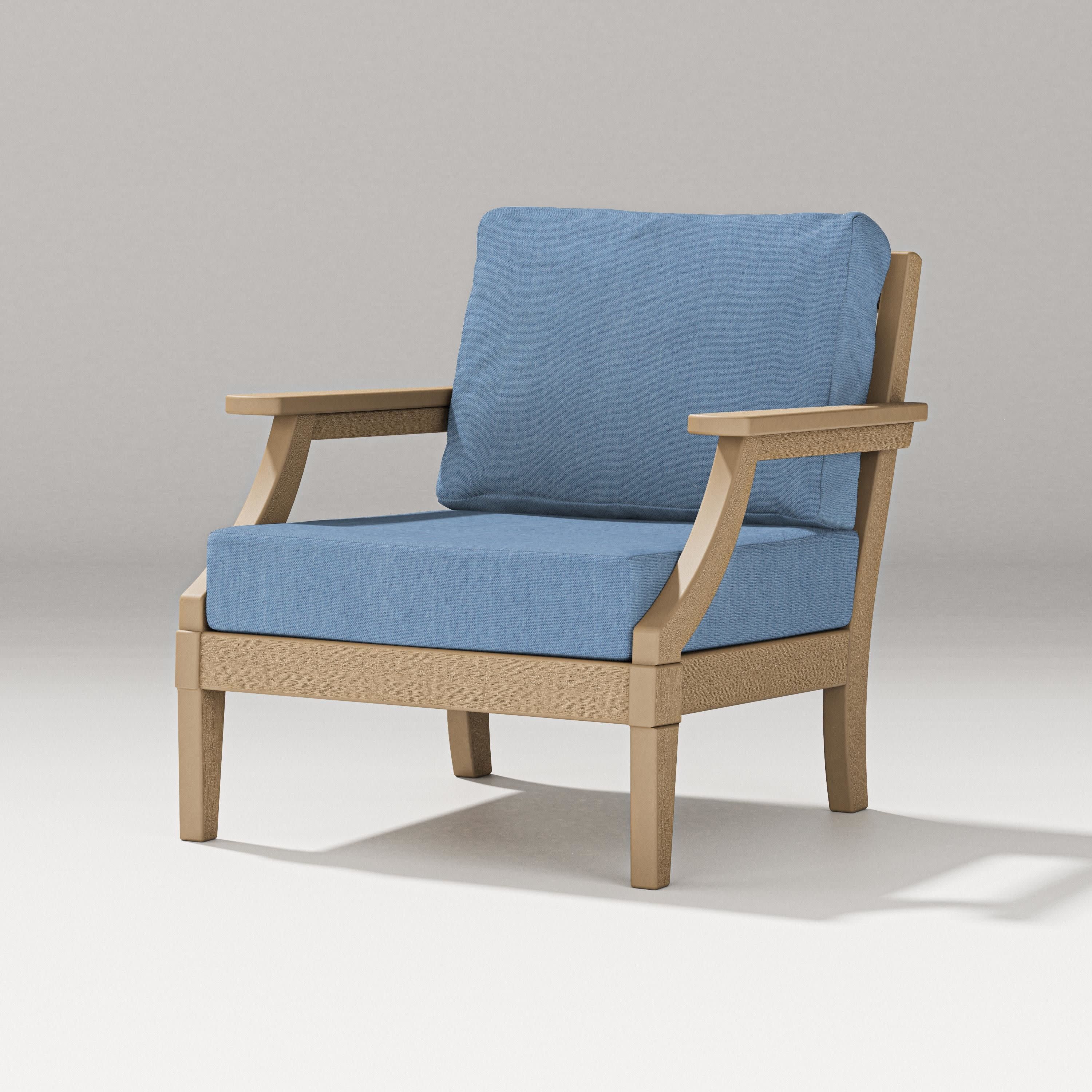Estate Lounge Chair in Vintage Sahara / Sky Blue