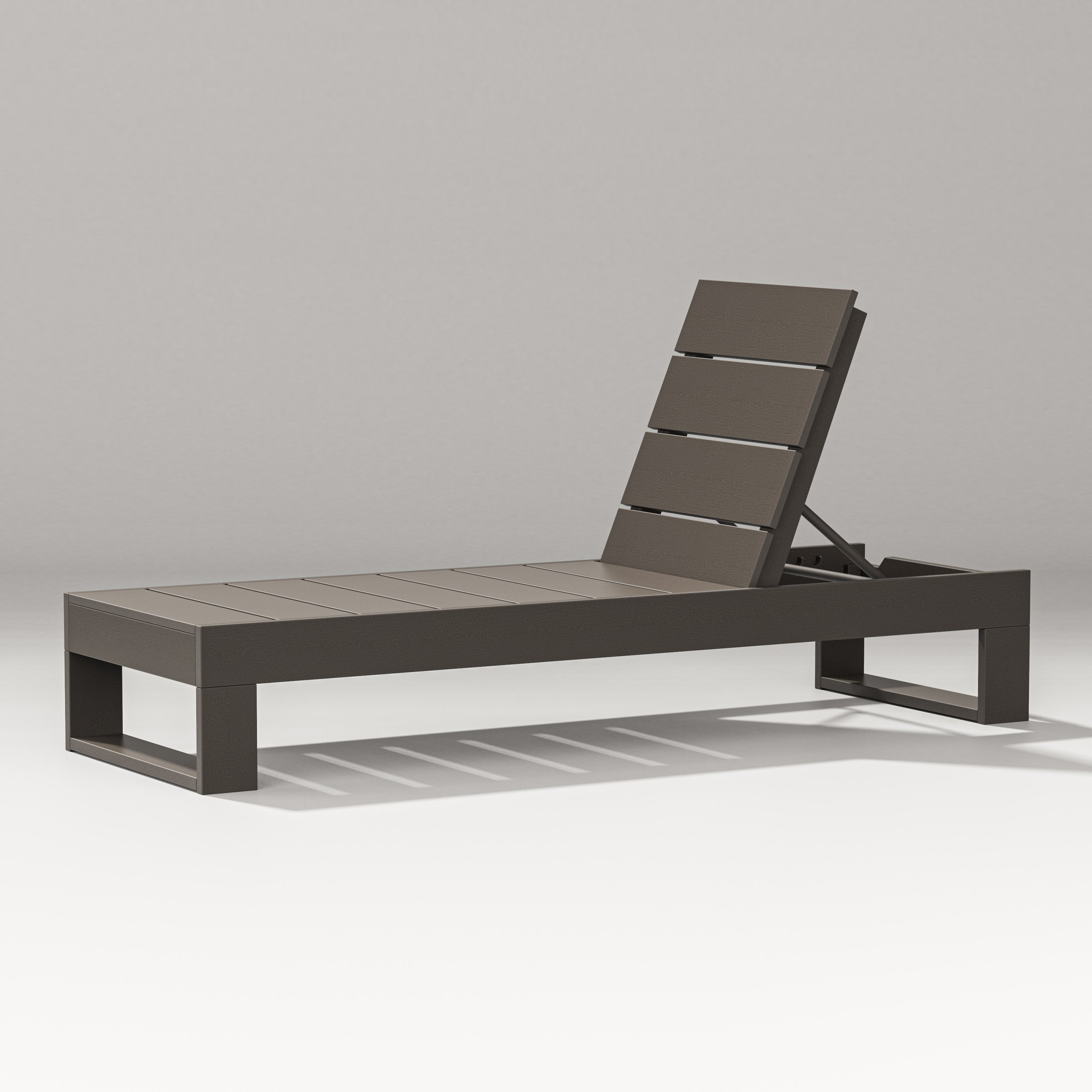 Latitude Chaise Lounge in Vintage Coffee