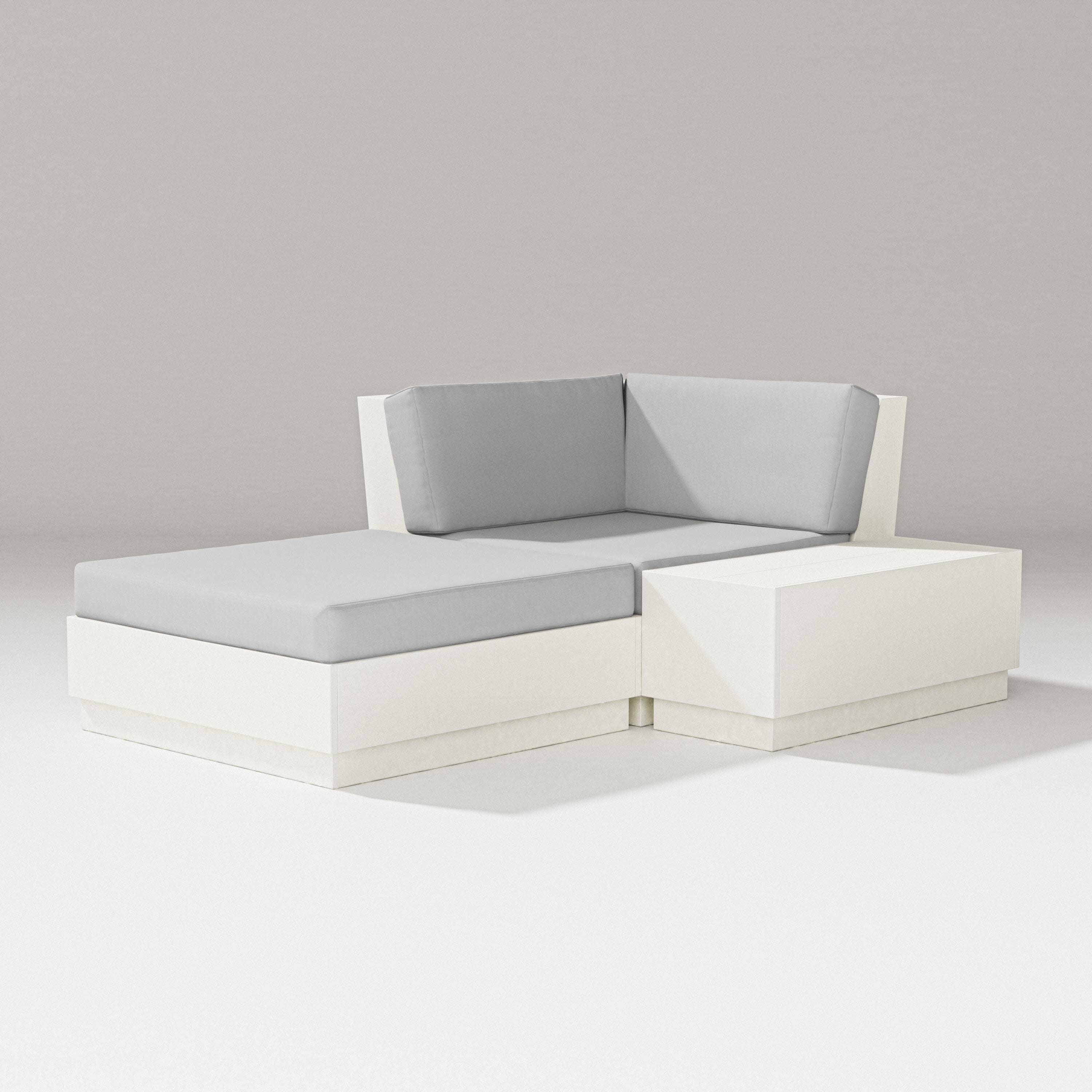 Elevate Corner Chaise in Vintage White / Diamond in the Rough